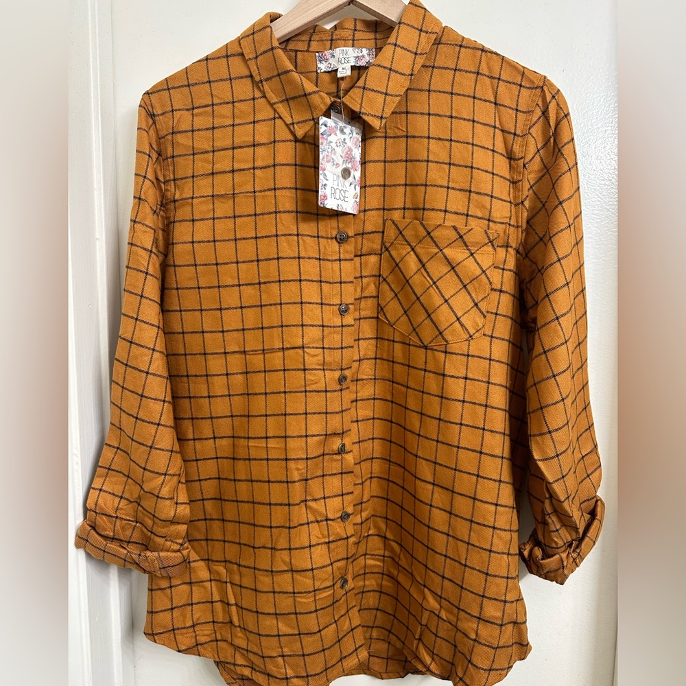 New With Tag Women’s Button Down Shirt